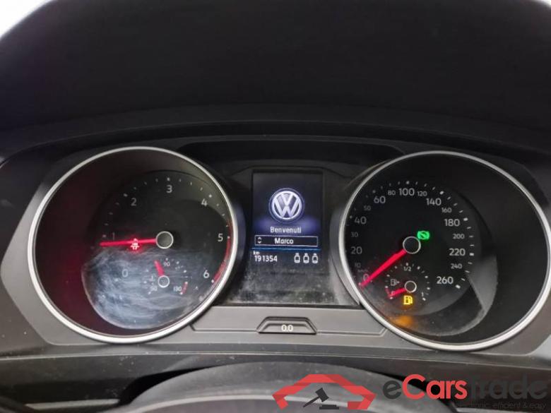 Volkswagen 57 VOLKSWAGEN TIGUAN / 2016 / 5P / SUV 2.0 TDI SCR 110KW SPORT BMT DSG #4