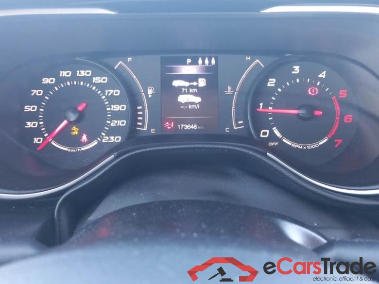 Fiat 57 FIAT TIPO / 2015 / 5P / STATION WAGON 1.6 MJT 120CV DCT 6M SeS LOUNGE #4