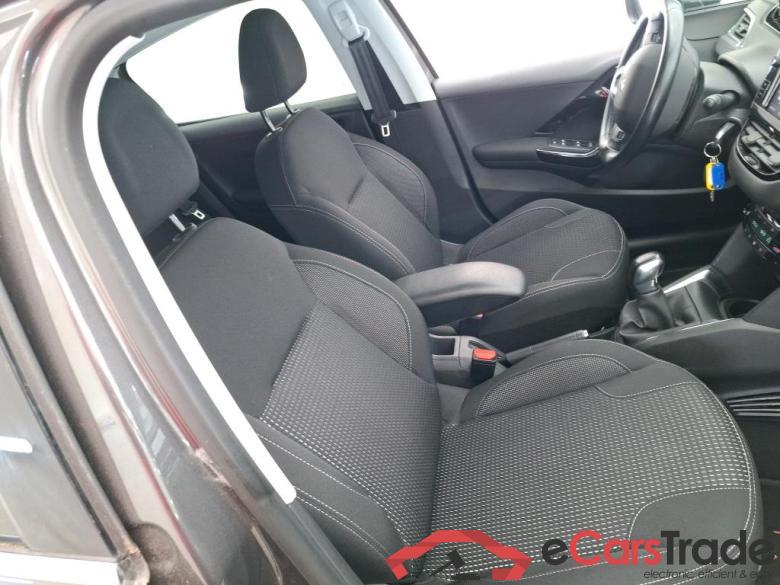 Peugeot BLUEHDI 100 S&S ALLURE BUSINESS 208 Allure Business 1.5 HDi 100CV BVM5 E6dT #6