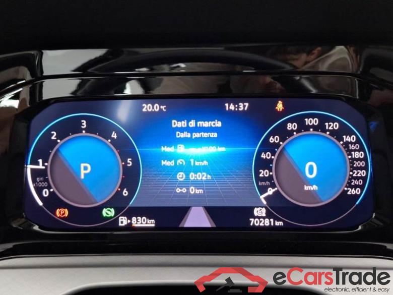 Volkswagen 35 VOLKSWAGEN GOLF / 2019 / 5P / BERLINA 2.0 TDI SCR 85KW LIFE DSG #4