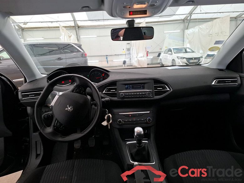 Peugeot BlueHDi 130 S&S PREMIUM 308 Premium 1.5 HDi 130CV BVM6 E6dT #5