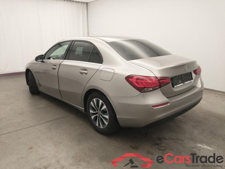 Mercedes-Benz A-Klasse Limousine A 180 d DCT Business Solution 4d #4