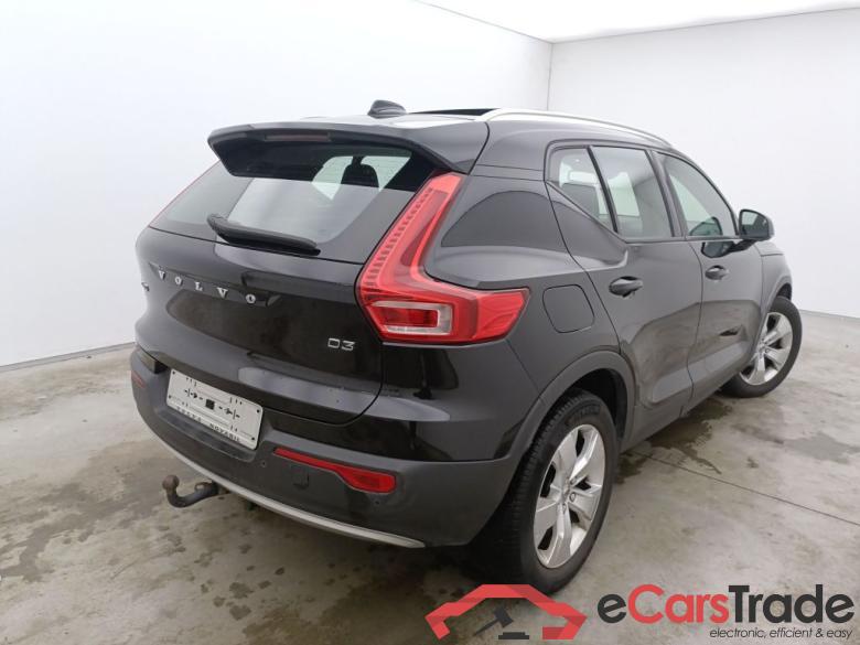 Volvo XC40 D3 Geartronic Momentum 5d #5