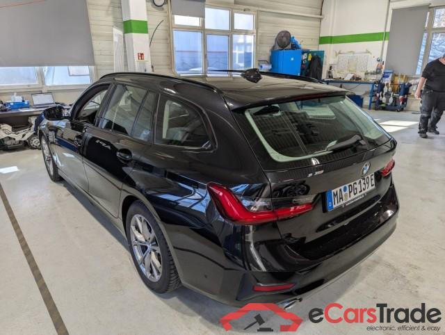 BMW 3-Serie Touring ´18 Baureihe 3 Touring 330 e Sport Line 2.0 185KW AT8 E6d #2