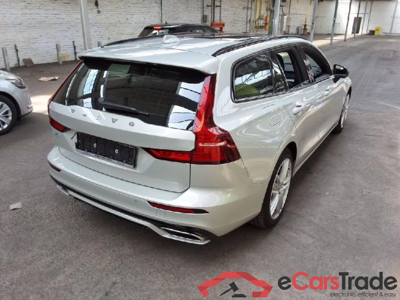 Volvo V60 ´18 V60 Kombi R Design Recharge Plug-In Hybrid AWD 2.0 T6 251KW AT8 E6d #2