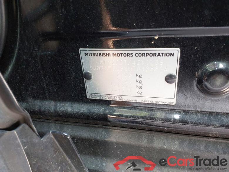 MITSUBISHI Eclipse Kaiteki 2.4 PHEV 180CV Cross #5