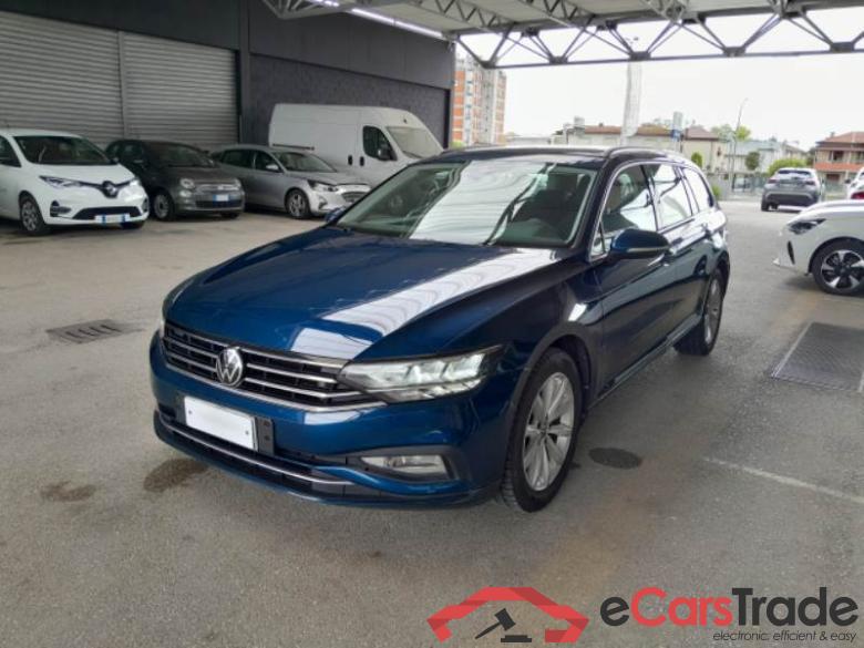 Volkswagen 19 VOLKSWAGEN PASSAT / 2019 / 5P / STATION WAGON VAR. 2.0 TDI SCR EVO 110KW BUSINESS #1