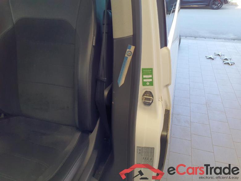 Vw Multivan Generation Six T6 Transporter Bus #4