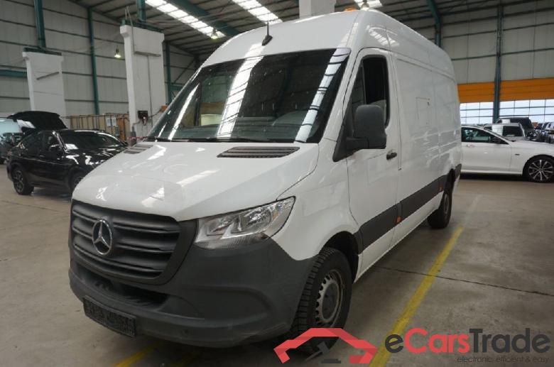 Mercedes _Sprinter ´18 Sprinter III Kasten RWD/AWD 319 CDI RWD L2 (907.633) 3.0 140KW AT7 E6 #1