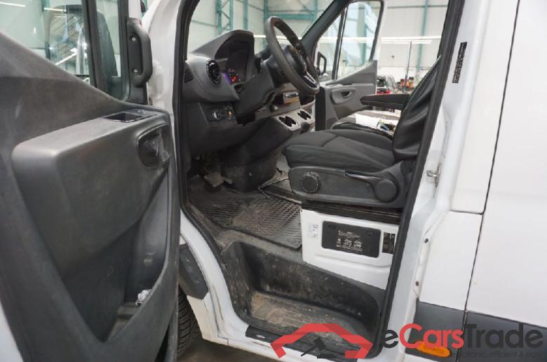 Mercedes _Sprinter ´18 Sprinter III Kasten RWD/AWD 319 CDI RWD L2 (907.633) 3.0 140KW AT7 E6 #4