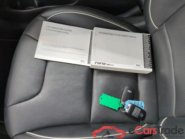Kia Niro '22 BEV Kia Niro EV 64.8kWh ExecutiveLine 5d #4