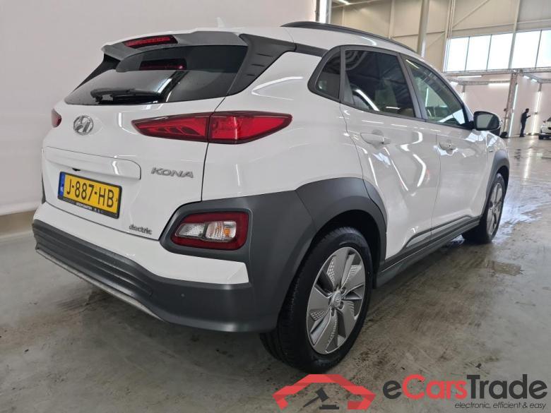 Hyundai Kona '17 Hyundai KONA Fashion Electric 64 kWh 5d #2