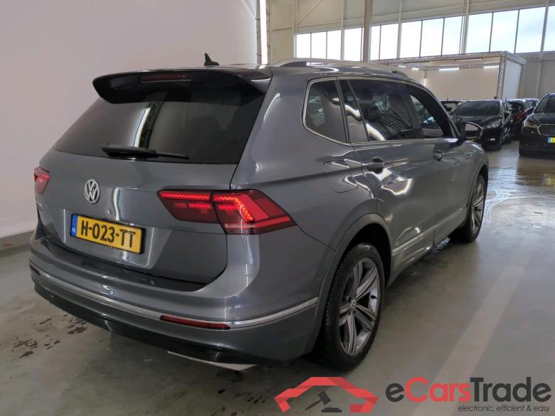 Volkswagen Tiguan Allspace '17 Volkswagen Tiguan Allspace 1.5 TSI DSG Highline Business R 5d #2