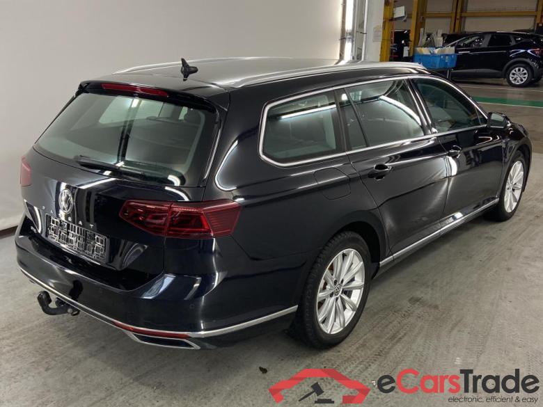 VOLKSWAGEN PASSAT VARIANT GTE - 2020 1.4 TSI PHEV GTE Business DSG Climatiseur et energie II arriere #4