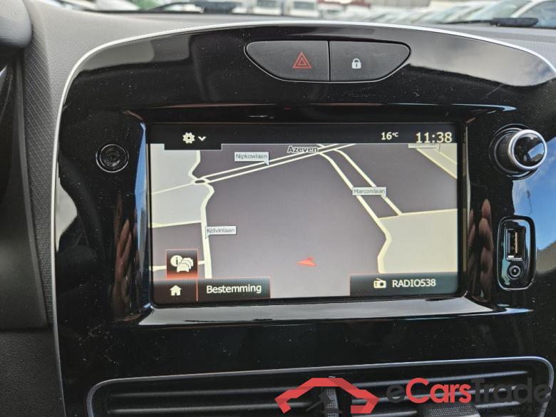 RENAULT CLIO 66 kW #3