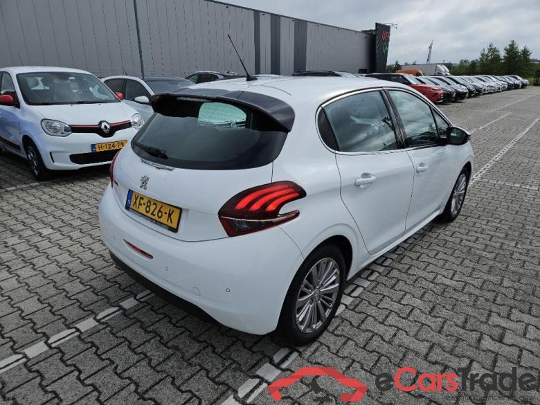 PEUGEOT 208 61 kW #5