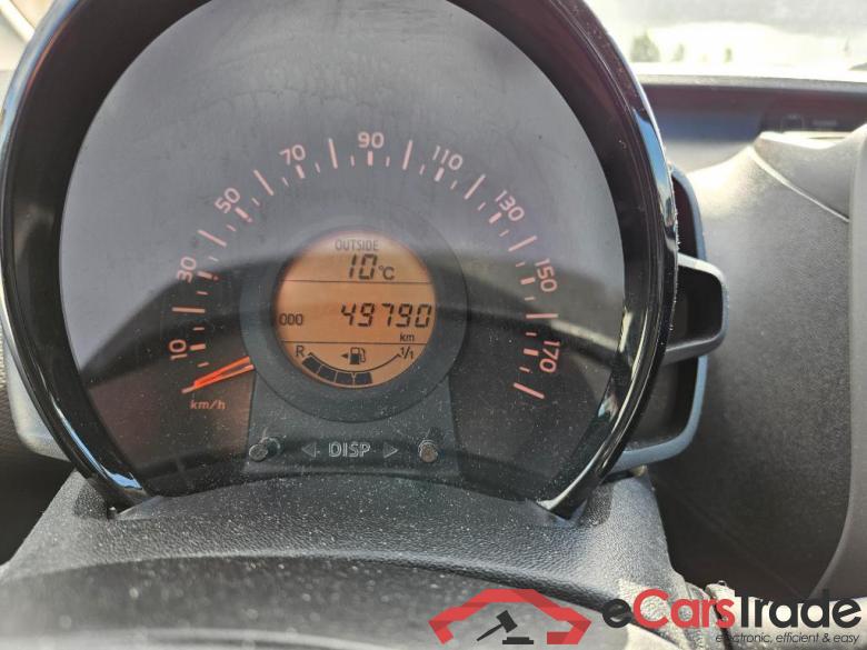PEUGEOT 108 53 kW #6
