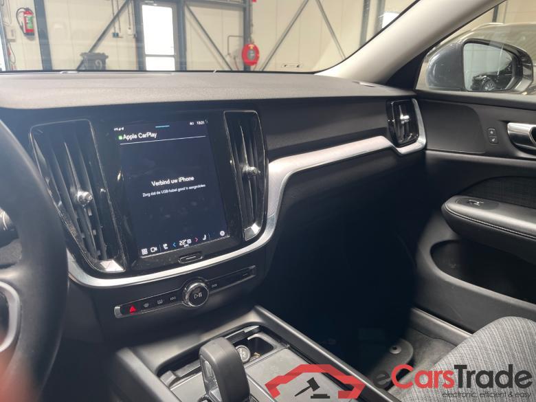VOLVO V60 2.0 B3 Essential #5
