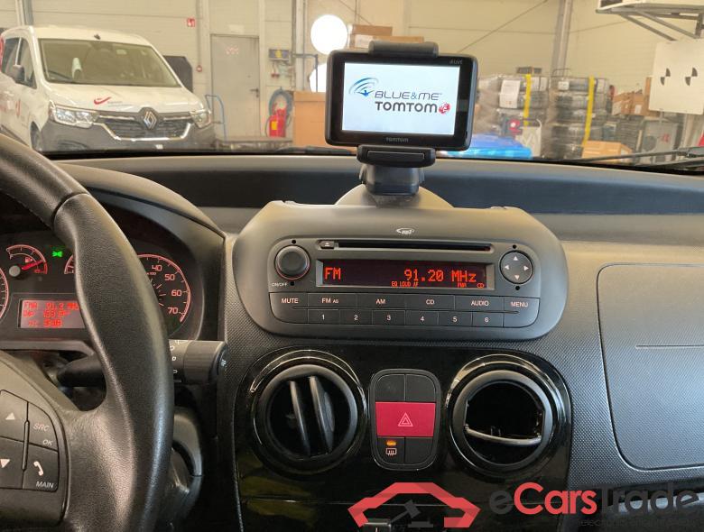 Fiat Qubo 1.4i Lounge 5PL 2 Slide doors Navi Klima PDC ... #6