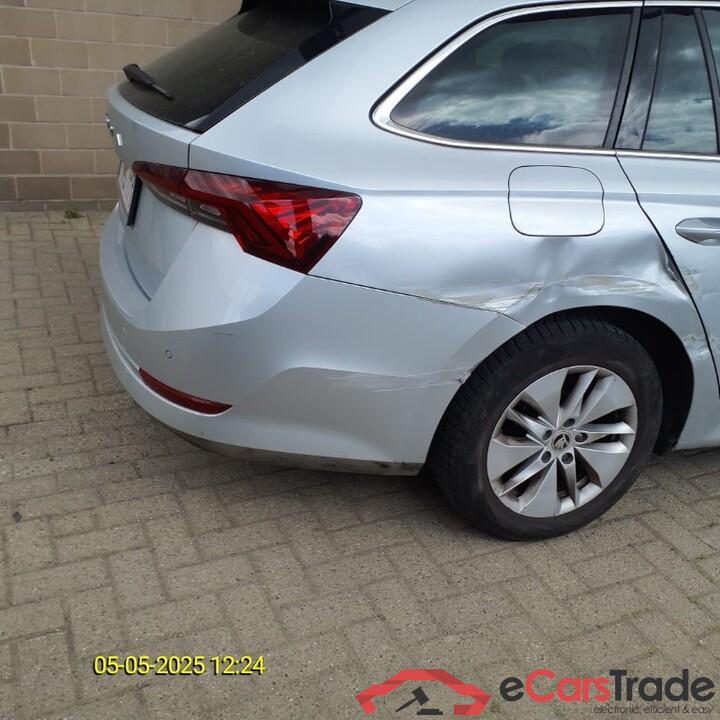 Skoda Octavia Combi Octavia Combi 2.0 CRTDI DSG7 Ambition 110kW/150pk  5D/P Auto-7 #5