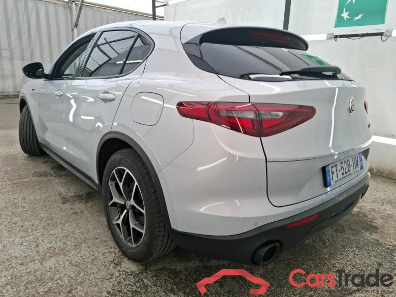 AlfaRomeo 2.2 Diesel 190ch AT8 Sprint ALFA ROMEO Stelvio / 2017 / 5P / SUV 2.2 Diesel 190ch AT8 Sprint #2