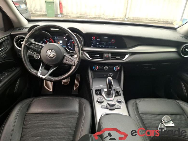AlfaRomeo 2.2 Diesel 190ch AT8 Sprint ALFA ROMEO Stelvio / 2017 / 5P / SUV 2.2 Diesel 190ch AT8 Sprint #5