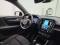 preview Volvo XC40 #2