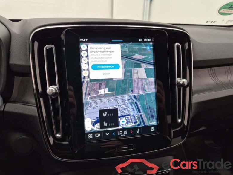 VOLVO XC40 Recharge Plus 70 kWh #6