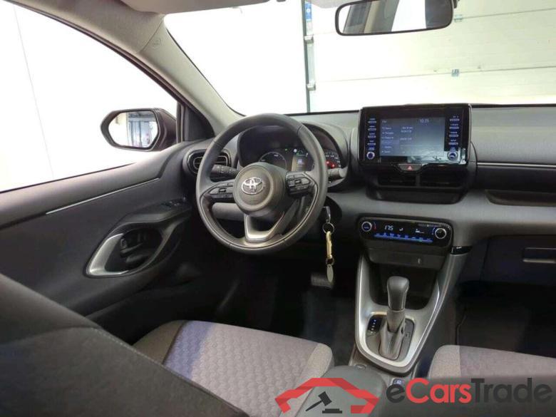 TOYOTA Yaris 1.5 Hyb. Active #3