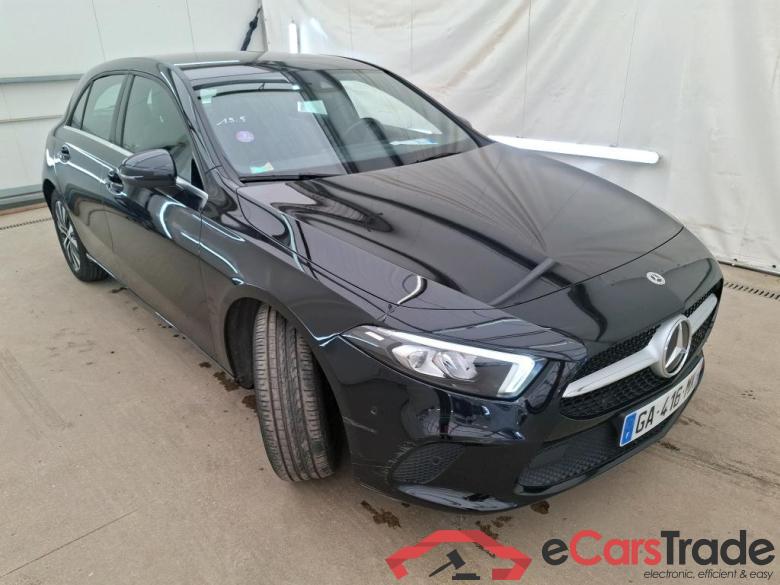 Mercedes A 180 Business Line 7G-DCT MERCEDES-BENZ Classe A Compact / 2018 / 5P / Berline A 180 Business Line 7G-DCT #4