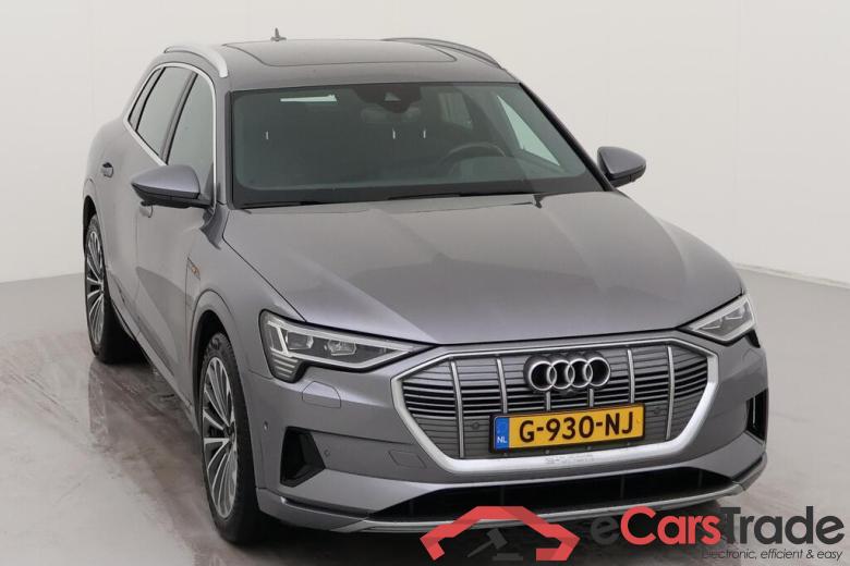 AUDI e-tron  #4
