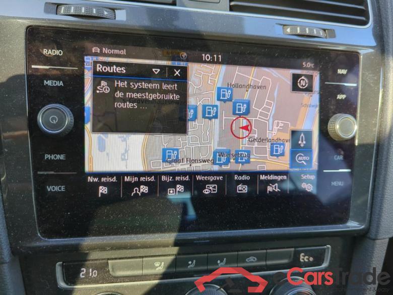 VOLKSWAGEN e-Golf  #3