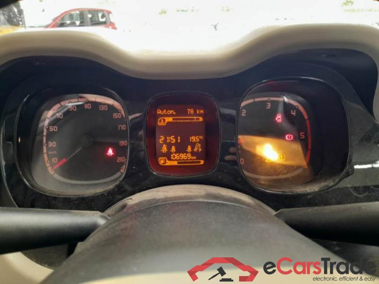Fiat 1.34X4ENEL FIAT PANDA 2016 5P BERLINA 1.3 MJT 95CV SeS E6 4X4 #4