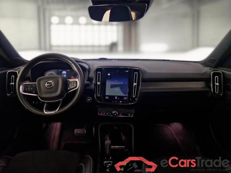 Volvo 79 VOLVO XC40 / 2017 / 5P / FUORISTRADA T4 PLUG-IN HYBRID AUTO RECH R-DESIGN N1 #3
