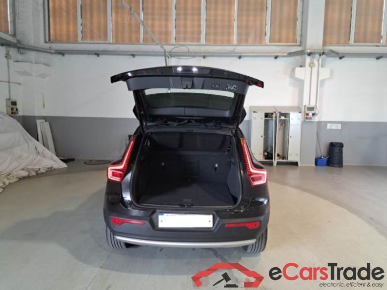 Volvo 218 VOLVO XC40 / 2017 / 5P / SUV T5 PLUG-IN HYBRID AUTO RECHARGE INSCR. #5