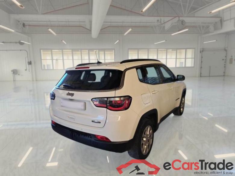 Jeep 33 JEEP COMPASS / 2017 / 5P / SUV 1.6 MJET II 88KW BUSINESS #2