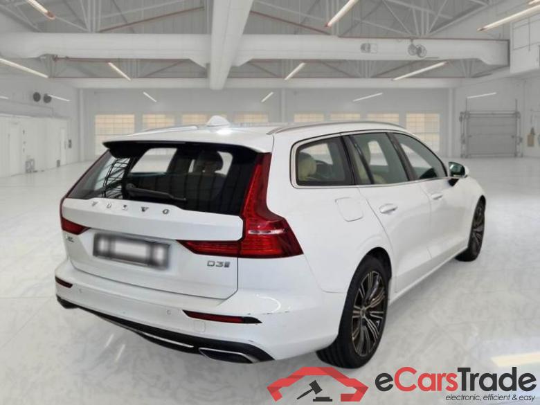 Volvo 124 VOLVO V60 / 2018 / 5P / STATION WAGON D3 GEARTRONIC INSCRIPTION #2