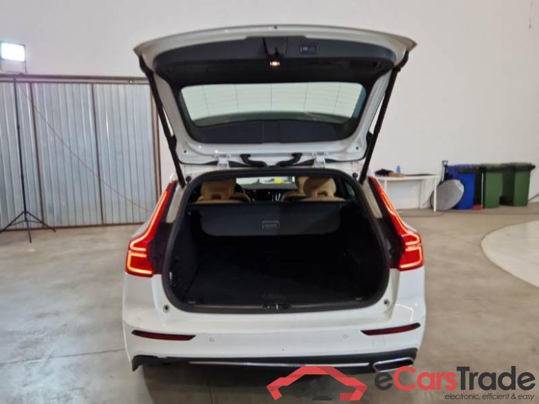 Volvo 124 VOLVO V60 / 2018 / 5P / STATION WAGON D3 GEARTRONIC INSCRIPTION #5