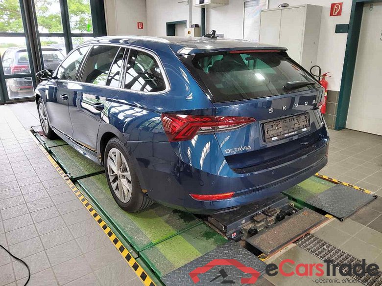 Skoda Octavia Combi (NX5)(01.2020->) DE - Kb5 2.0 TDI DPF EU6d, Style 4x4 (EURO 6d), 2021 - 2023 #4