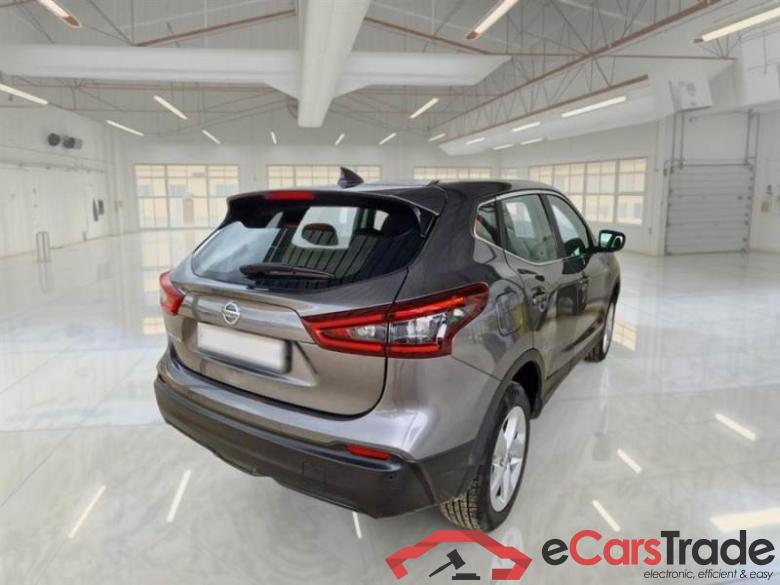 Nissan 13BUS NISSAN QASHQAI / 2017 / 5P / CROSSOVER 1.3 DIG-T 140 BUSINESS #2