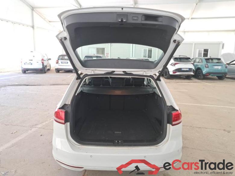 Volkswagen 5 VOLKSWAGEN PASSAT / 2014 / 5P / STATION WAGON VARIANT2.0TDI 110KW BUSINESS BMT DSG #5