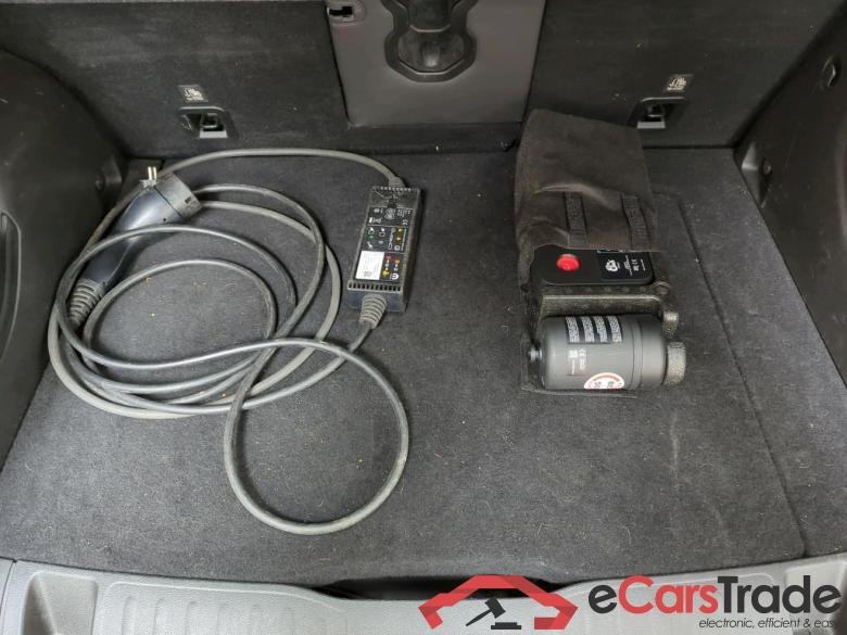 Jeep Renegade ´14 JEEP Renegade 1.3 T-GDI 4xe PLUG-IN Hybrid Automatik Limited 5d 96kW #6