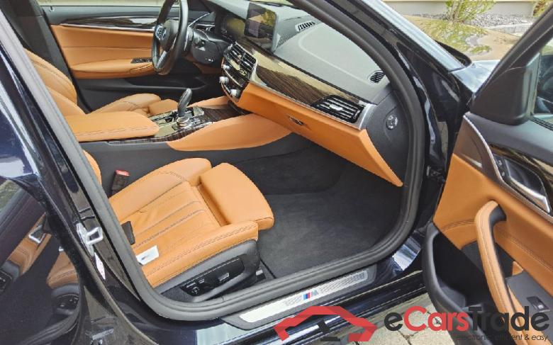 BMW 5-Serie Touring ´16 Baureihe 5 Touring 530 e xDrive M Sport 2.0 215KW AT8 E6d #4