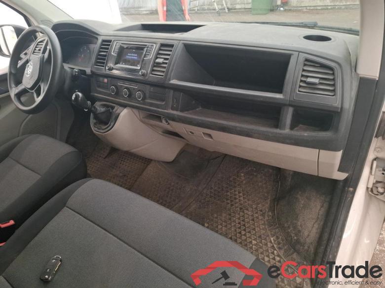 Volkswagen 2.0 TDi 150 4MO L1H1 Business Line T6 Transporter Fourgon 4Motion 2.0 TDI 150CV BVM6 E6 #5