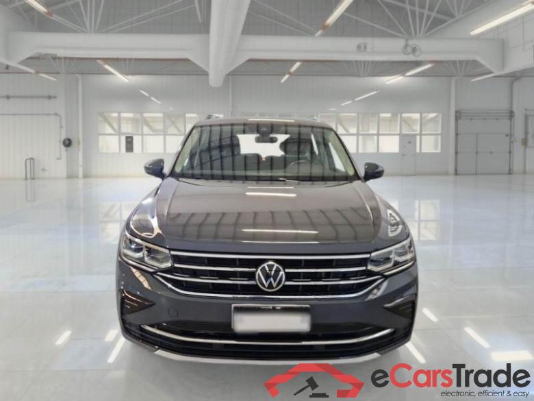 Volkswagen 3 VOLKSWAGEN TIGUAN / 2020 / 5P / SUV 2.0 TDI SCR 110KW ELEGANCE DSG #6