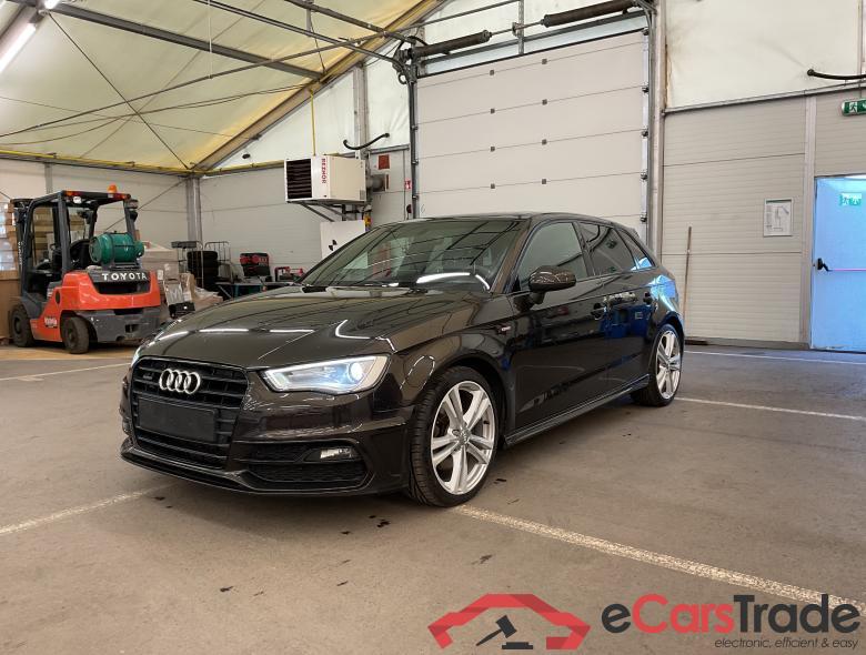 AUDI A3 Sportback Audi A3 Sportback Ambition 2.0 TDI quattro 110(150) kW(ch) 6 vitesses #1