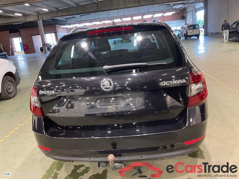 SKODA OCTAVIA COMBI DIESEL - 2017 1.6 CR TDi Ambition DSG (EU6.2) #5