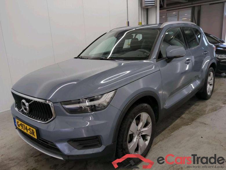 VOLVO XC40 1.5 T3 Momentum Pro #1