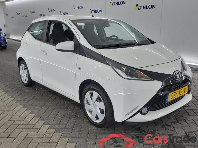 TOYOTA Aygo 1.0 VVT-i x-nav 5D 51kW #2