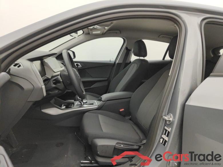 BMW 1 HATCH DIESEL - 2019 118 dA 150hp (EU6AP) 5d #6